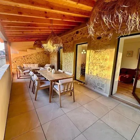 Maison Henriette - Au Pres De La Cite Medievale Apartmán *